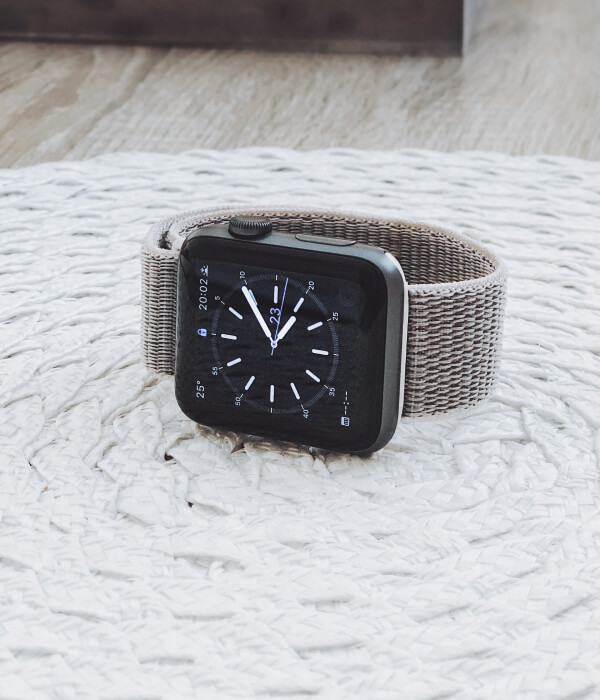 Blume Smart hand watch